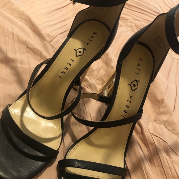 Katy Perry Heels - Picture 3 of 4